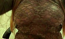 घर के बने वीडियो में उछलते हुए बड़े स्तन - depravedminx