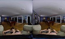 Petite amie suce une bite dure dans une vidéo porno POV HD